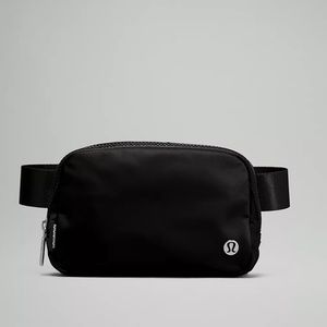 Brand NEW Lululemon Belt Bag